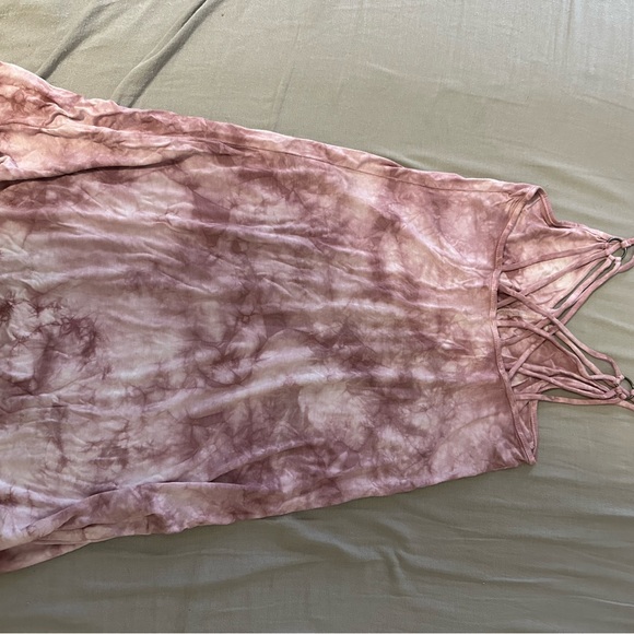 Cute dress from ae - Picture 2 of 3